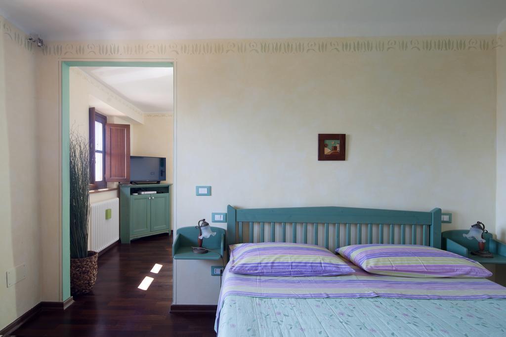 B&B La Pulce Dorata Mulazzo Bagian luar foto